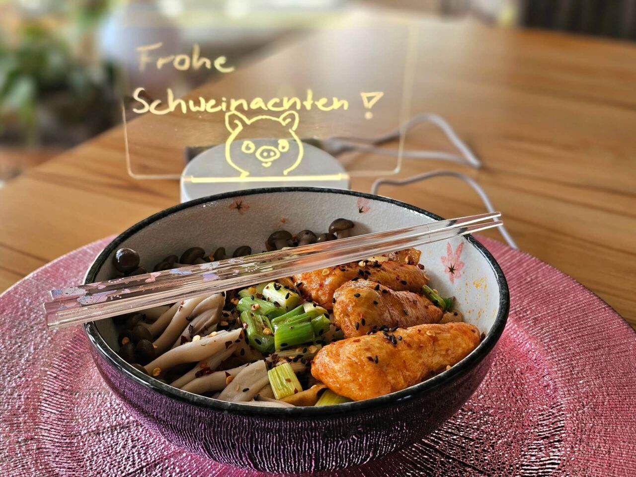 Baijia A-Kuan Broad Noodle Spicy Hot Flavor gepimpt