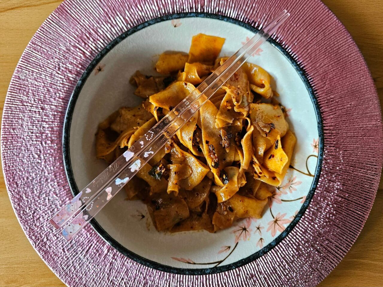 Baijia A-Kuan Broad Noodle Spicy Hot Flavor oben