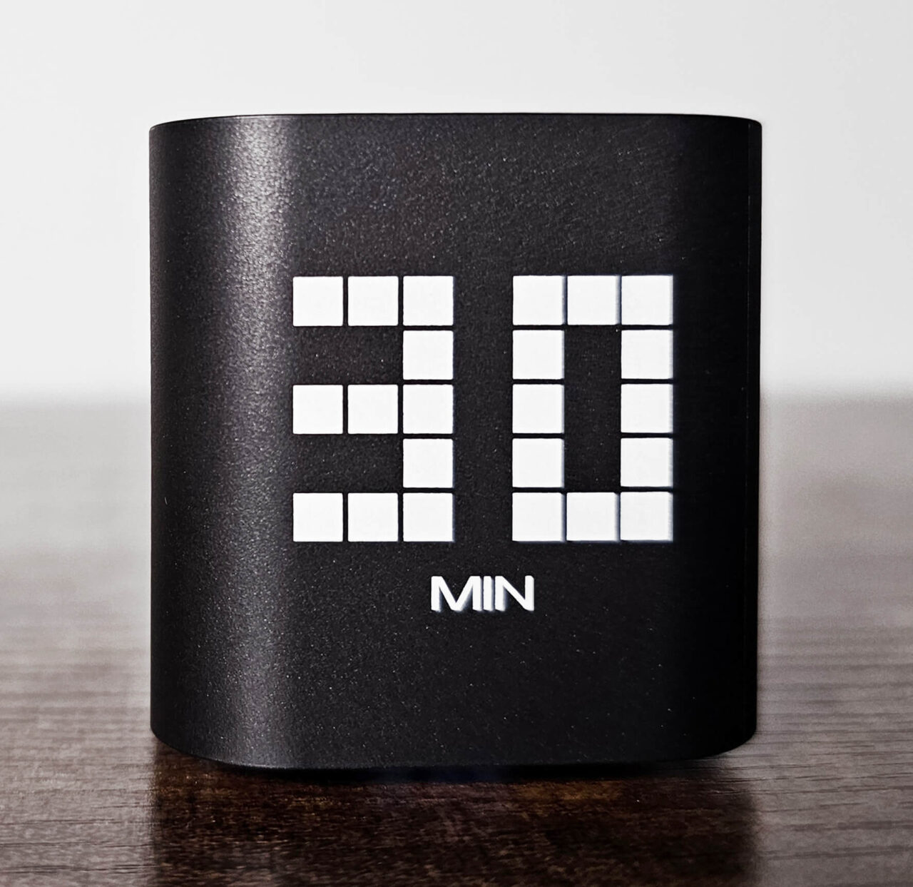 Digital Cube Timer mit Lagesensor vorne