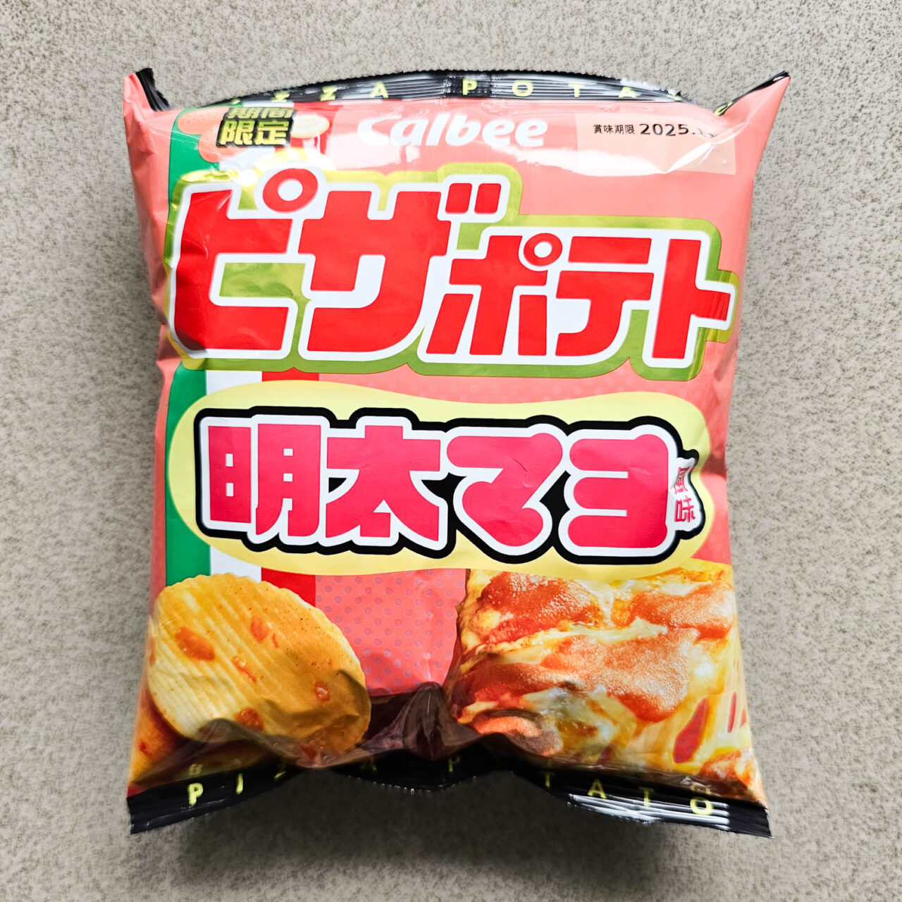 Japan Candy Box Juli 2025 Calbee Mentaiko Mayo Pizza Potato Chips