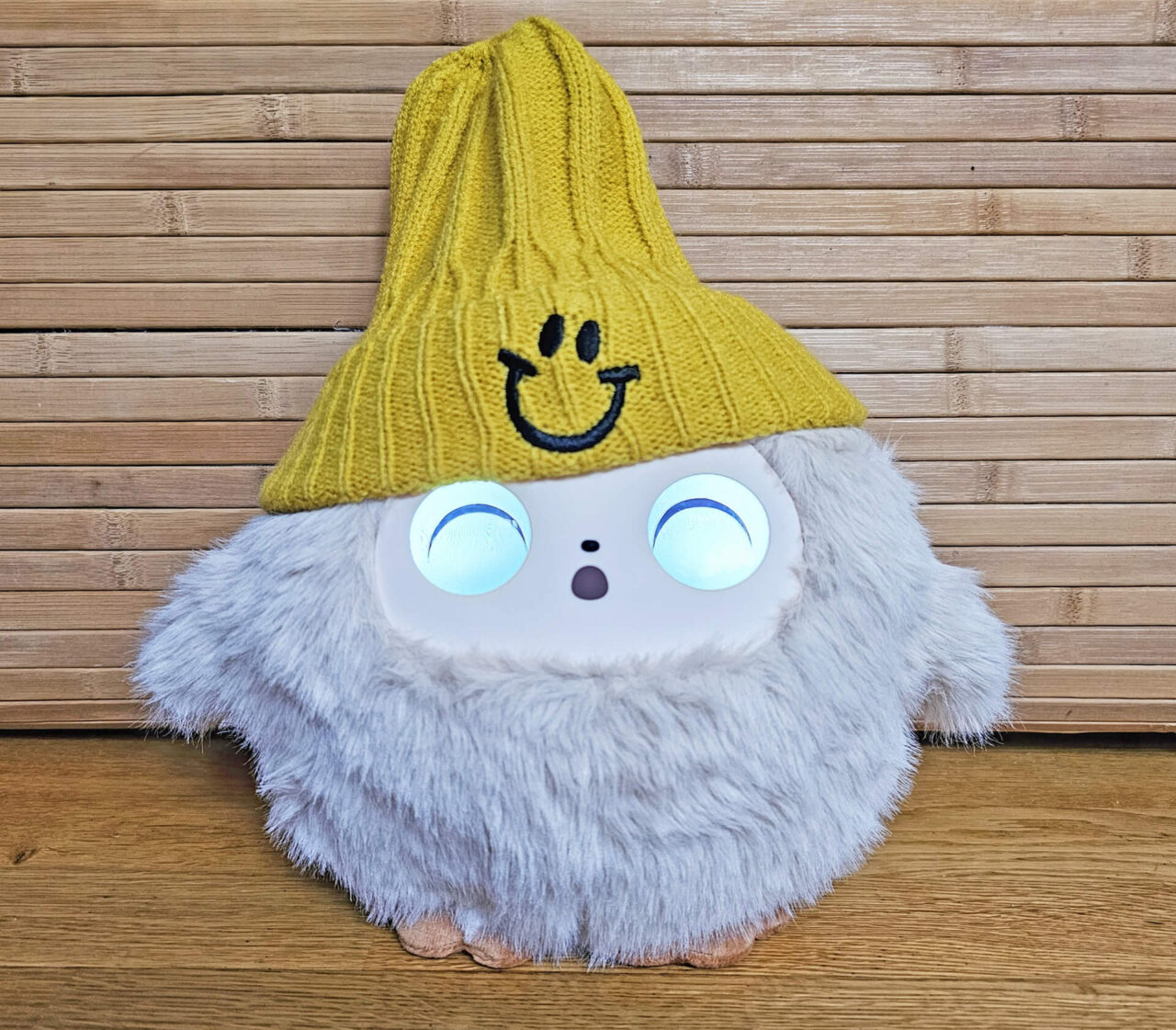 LEDODO AI Plüschie fröhlich