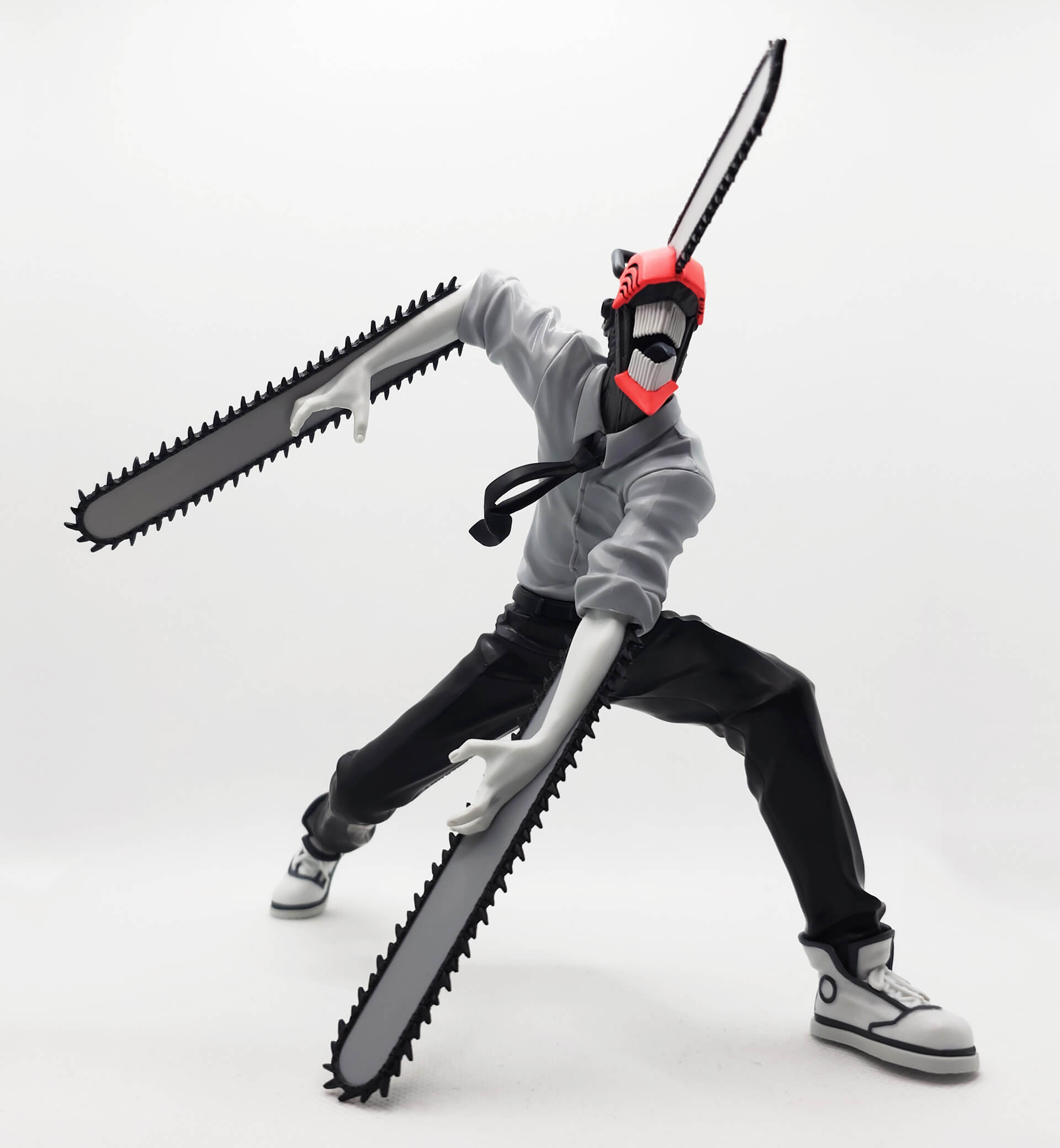 NihonBox Juni 2026 Chainsaw Man Denji Figur
