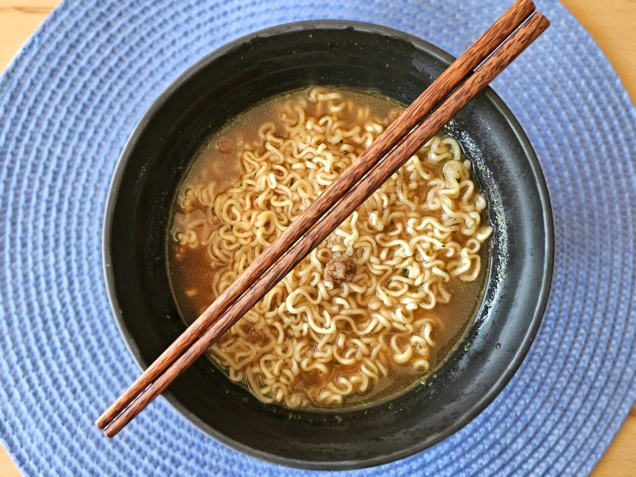 Nongshim Shin Ramyun Burger Hero oben