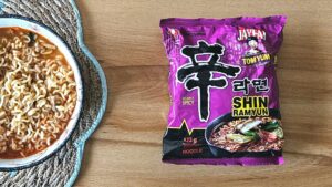 Nongshim Shin Ramyun Tom Yum Flavour