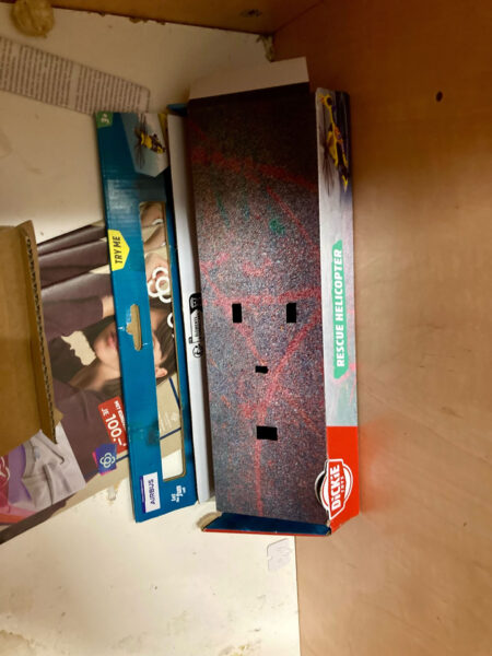 Pareidolie Karton 1
