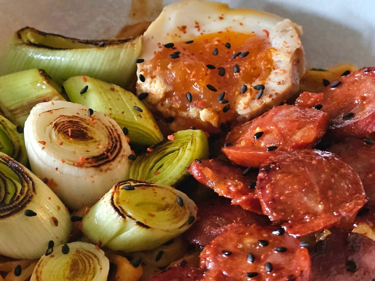 Samyang Buldak Cream Carbonara gepimpt Nahaufnahme